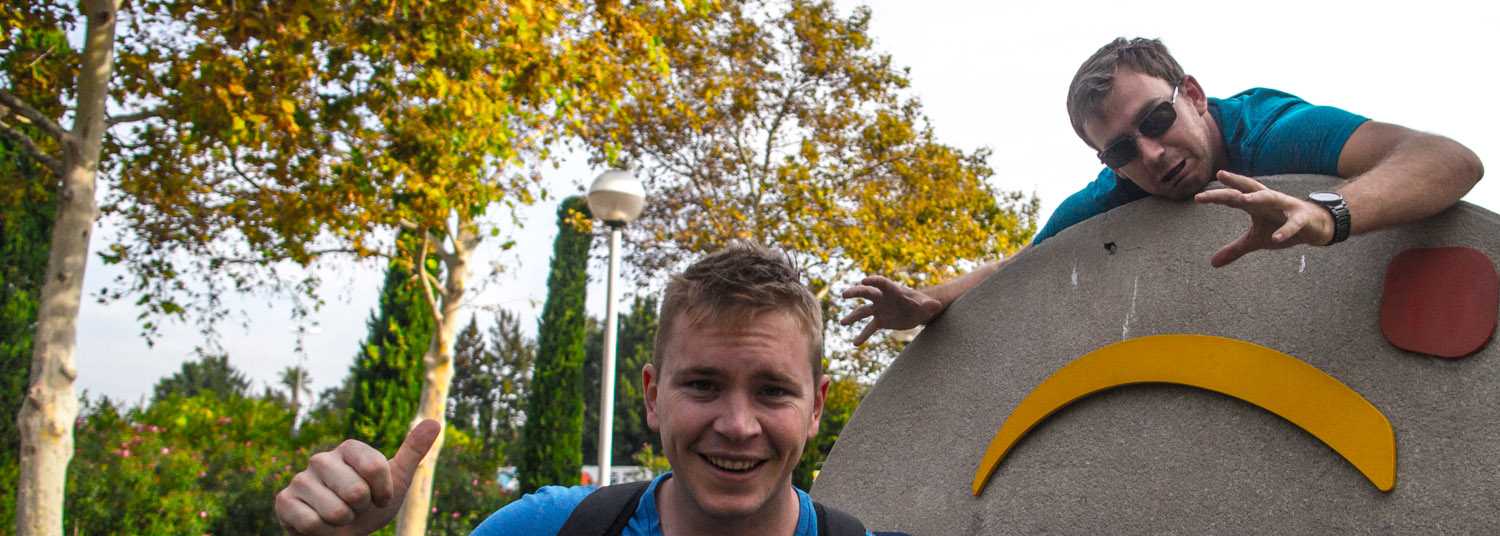 How to Turn Strangers into Customers